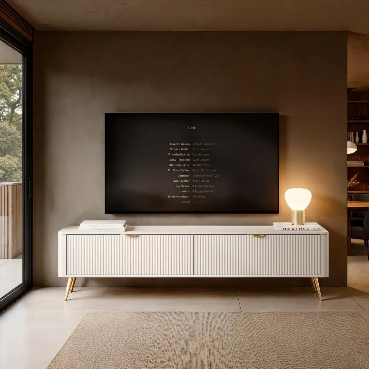 Porta TV Gretha Beige Tomasucci con gambe dorate in soggiorno