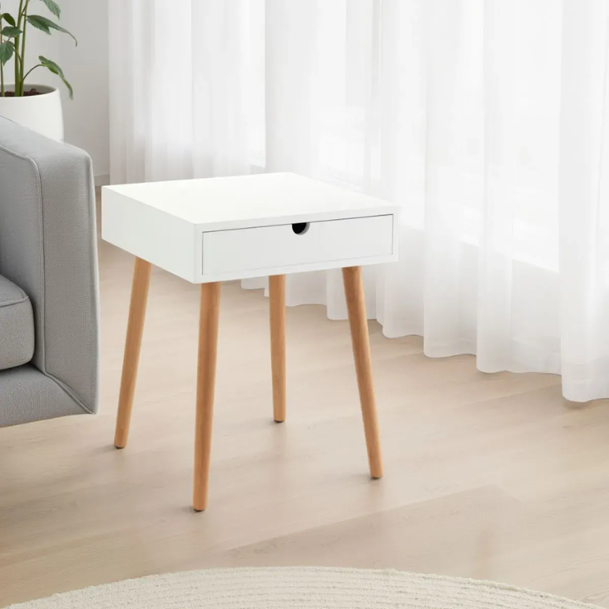 Tavolino comodino Kyra Tomasucci con cassetto