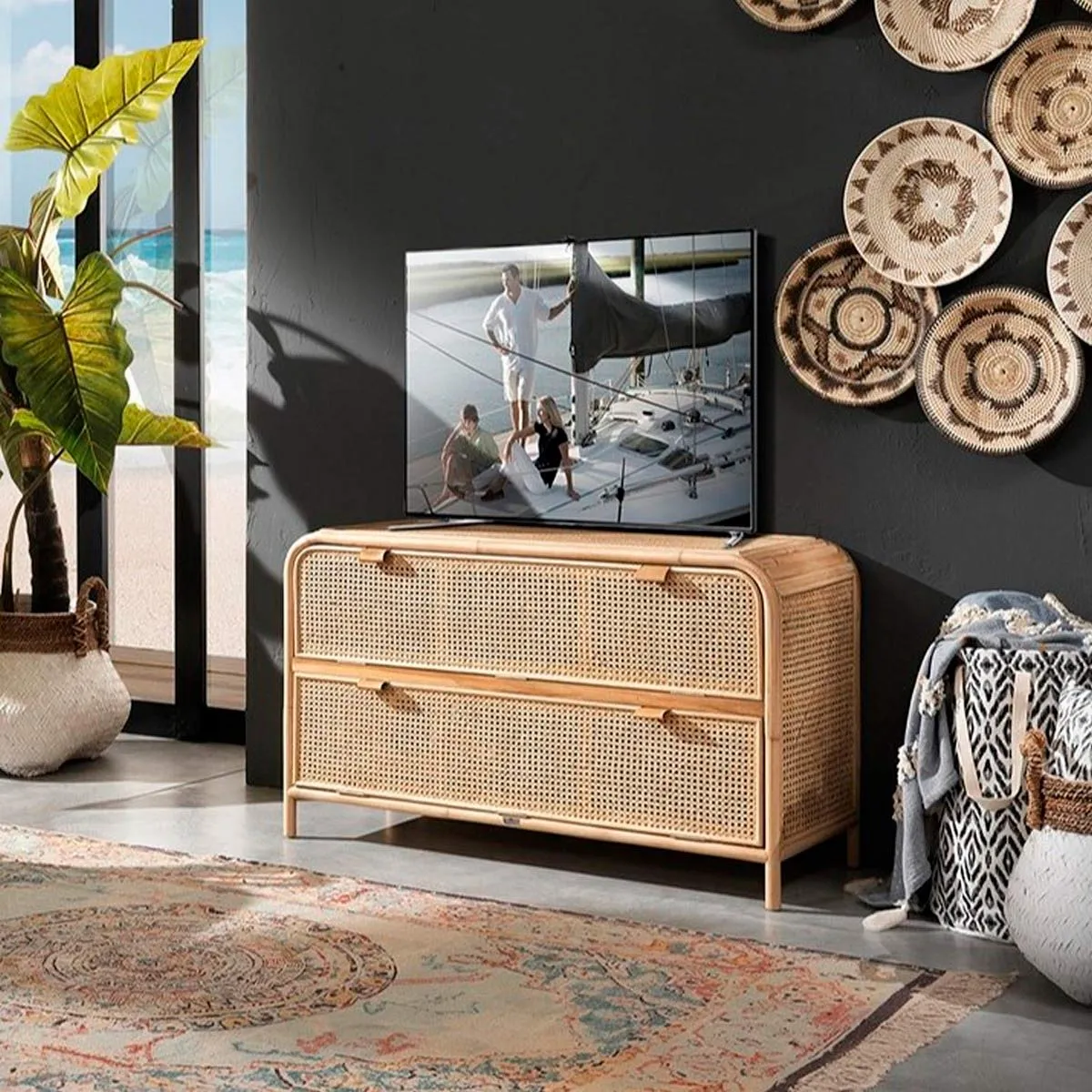 Madia Hamsa Tomasucci in teak e rattan con due ante