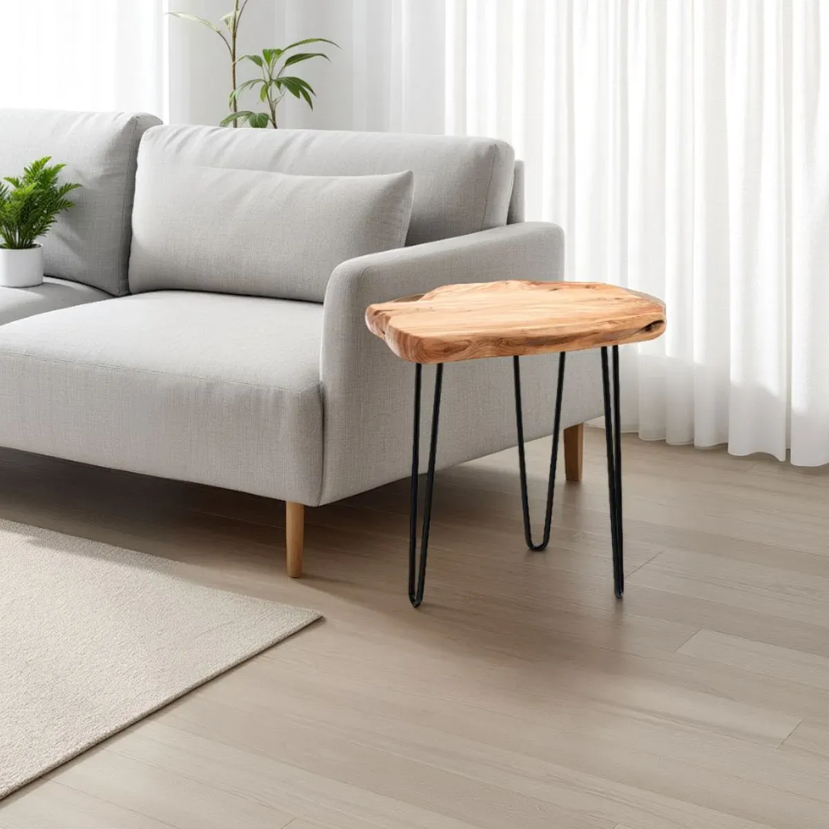 Tavolino Trunk-b Tomasucci in metallo nero con piano in legno massello