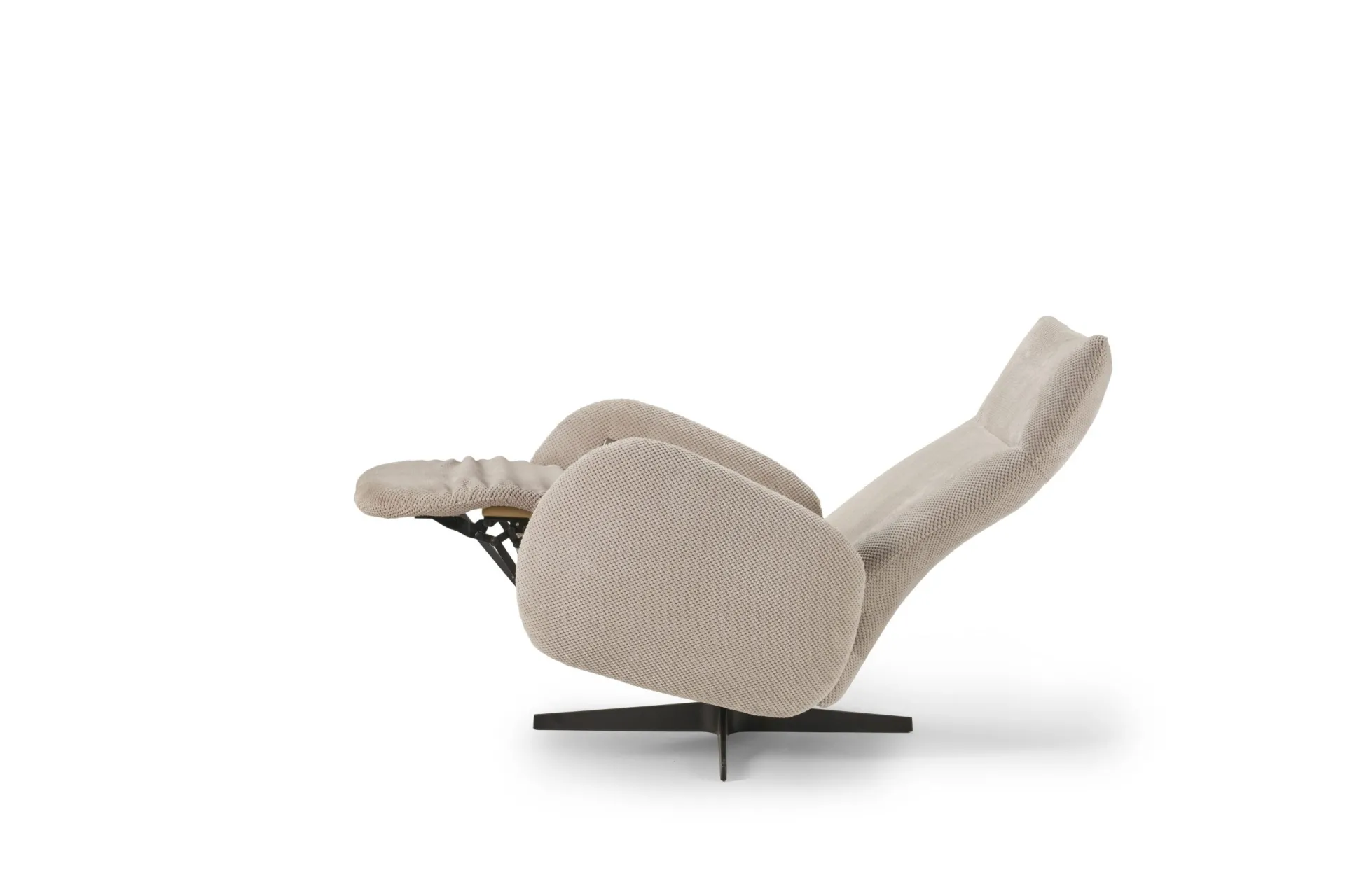 Poltrona Happy Il Benessere completamente aperta in posizione relax