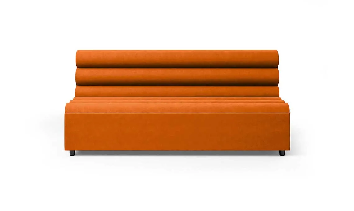 Divanetto Lou Domingo arancio con schienale a fasce