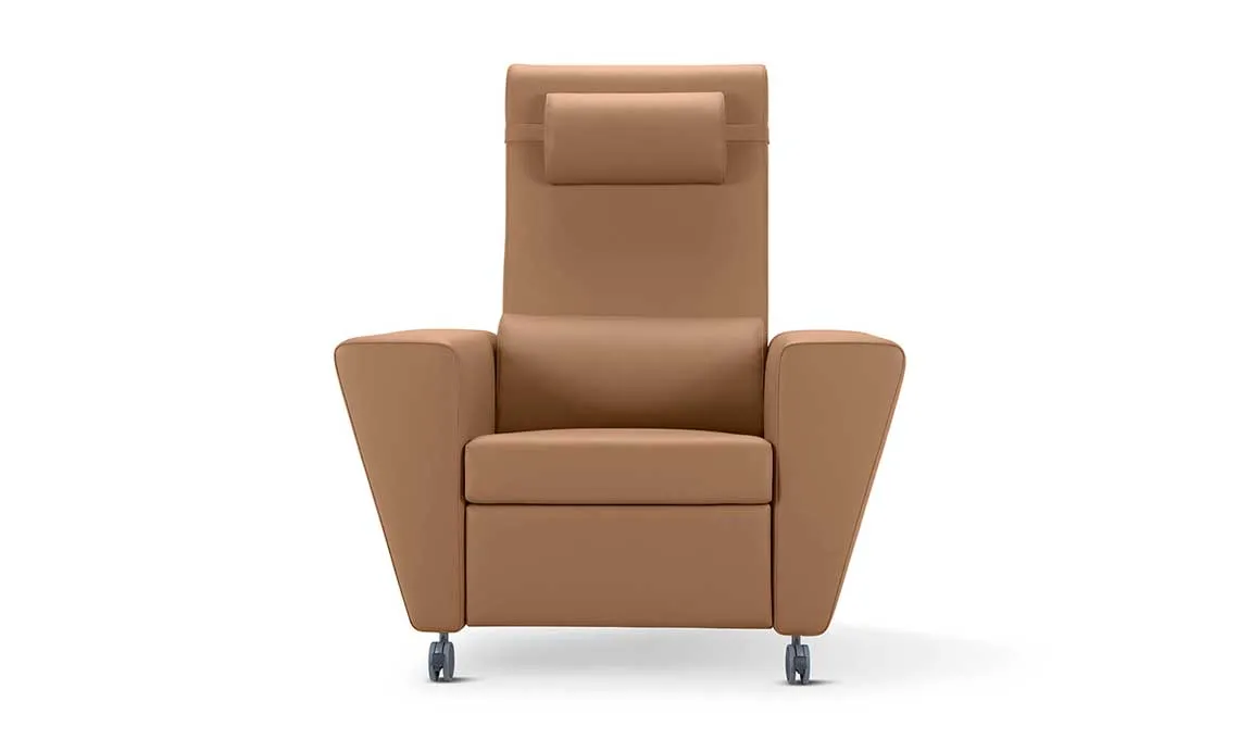 Poltrona HTC-04 Domingo beige con schienale alto, vista frontale