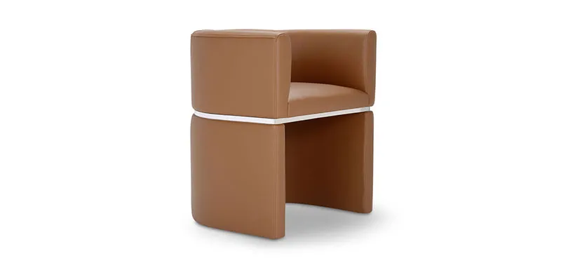 Poltroncina Dinah Domingo small color cuoio di tre quarti