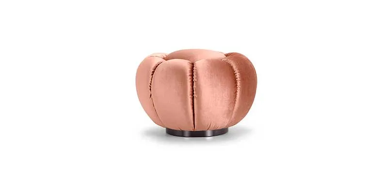 Pouf Arke Domingo rosa su fondo bianco