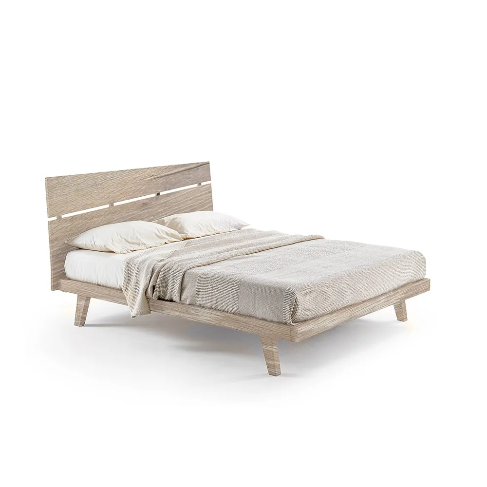 Letto Bogotà Le Fablier in rovere lavato bianco su fondo bianco