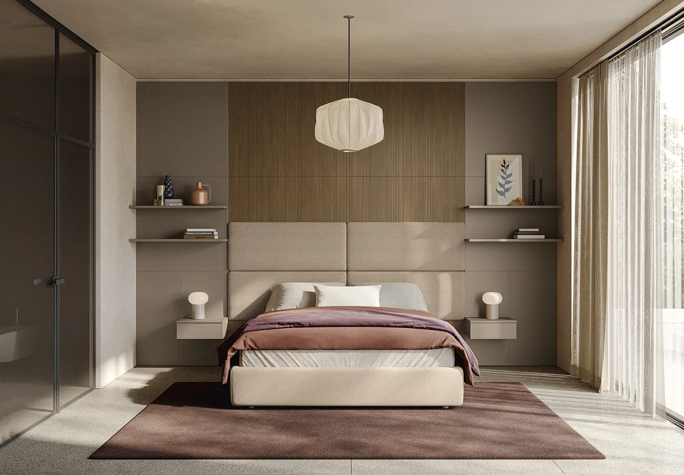 Camera d'hotel Golf Contract Space Colombini con letto imbottito, testata a pannelli e boiserie in legno