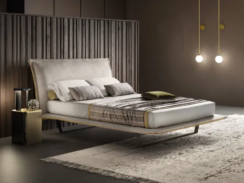 Vai alla foto 1