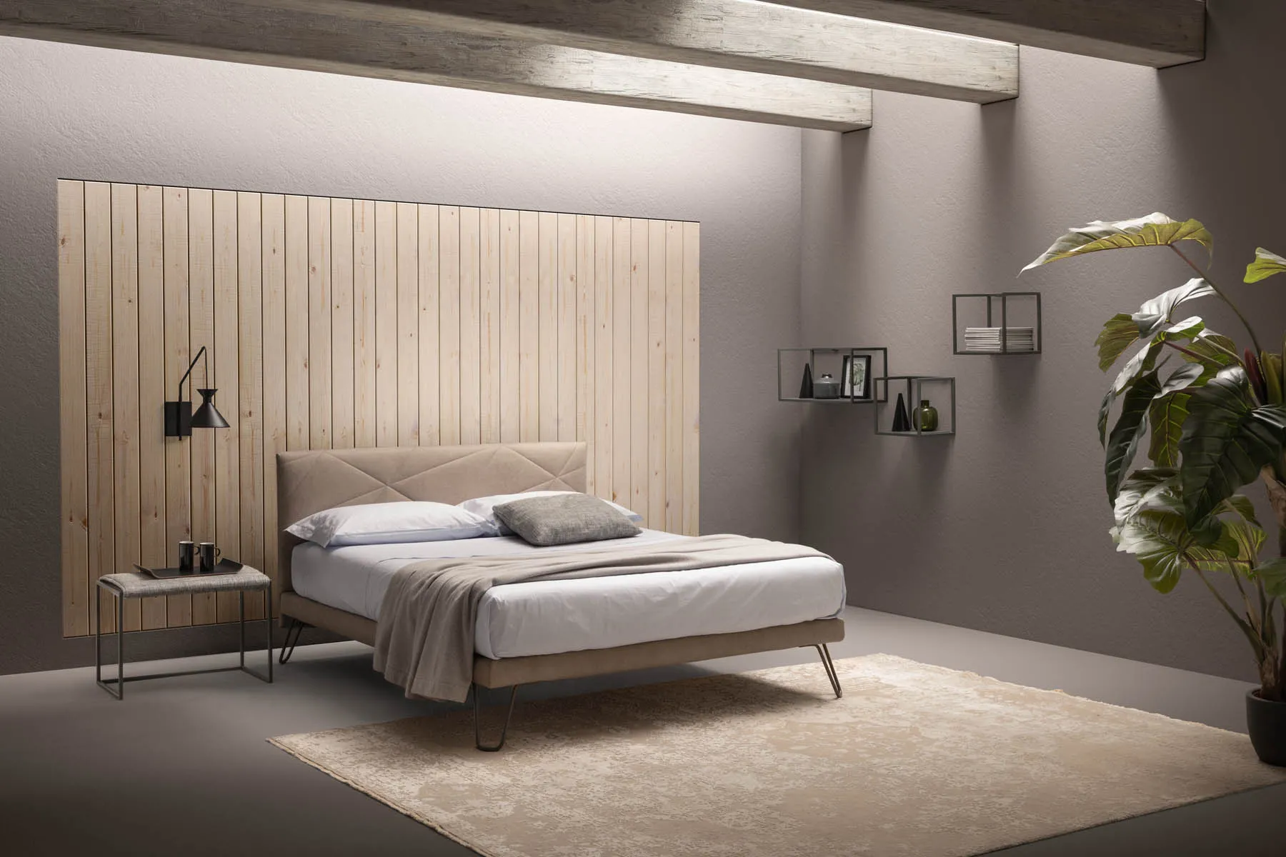 Letto imbottito Break Samoa color sabbia con testiera a cuciture diagonali e gambe inclinate