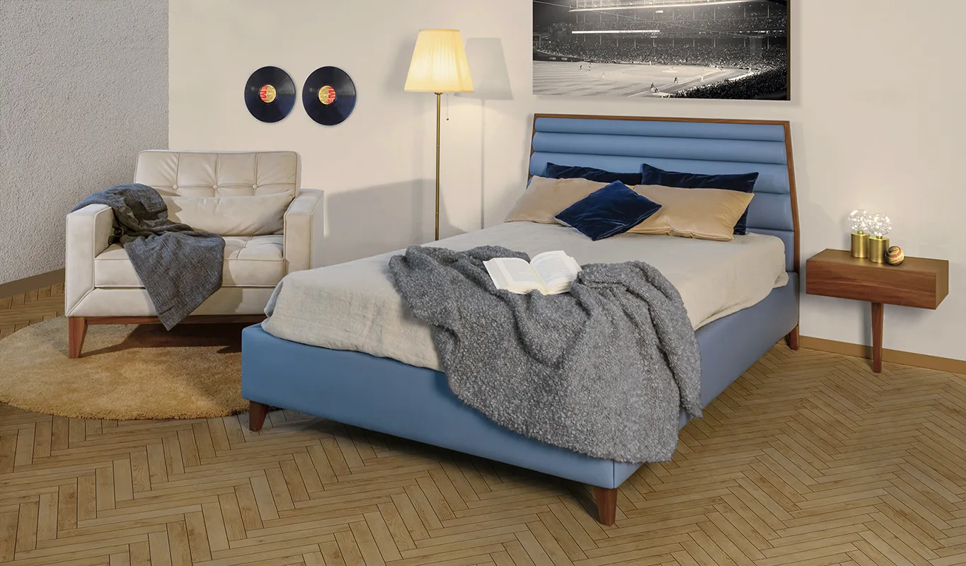 Letto Tosato 42.21 con testata imbottita blu a fasce orizzontali e cornice in noce canaletto