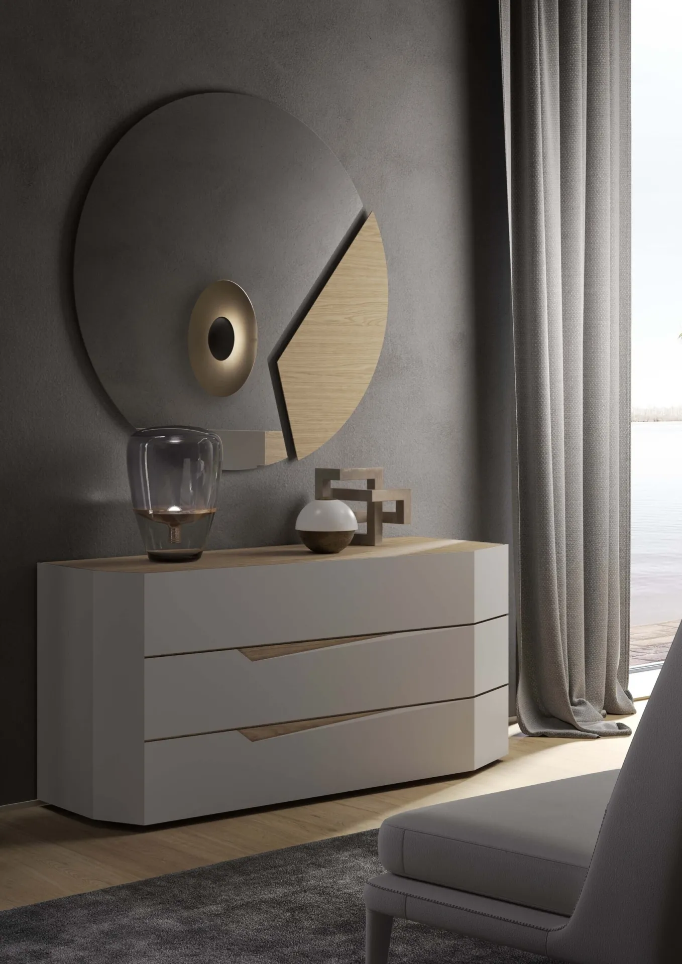 Comò Alicante Voltan laccato beige ardenne con piano e maniglie in quercia, sotto la specchiera tonda Alicante