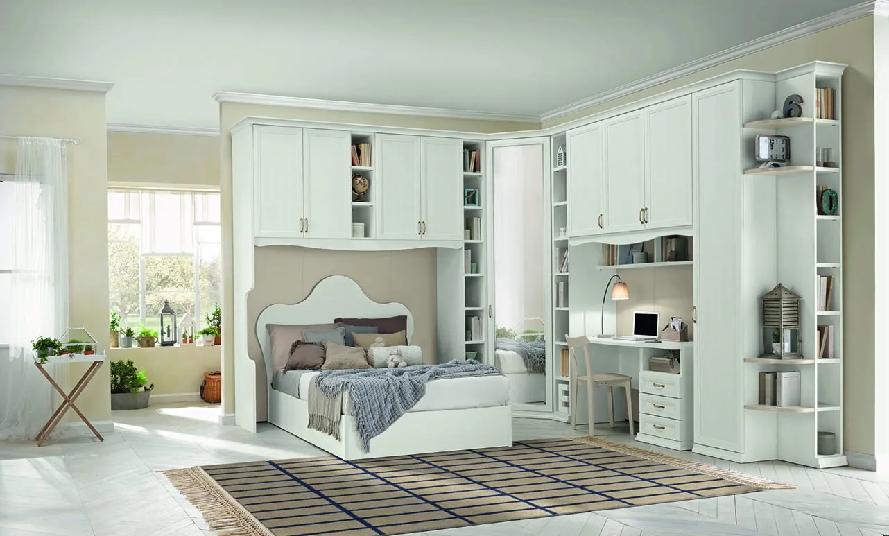 Letto classico Mary Colombini con testata sagomata sotto il ponte, cameretta Arcadia AC035