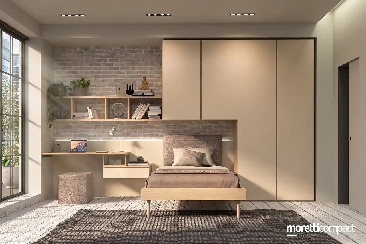 Cameretta Prime P103 Moretti Compact con pannello Wally, letto imbottito e libreria Outline sopra la scrivania