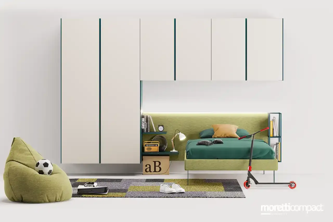 Cameretta Kids YGAD Moretti Compact con armadio sospeso Fly a ponte sul letto