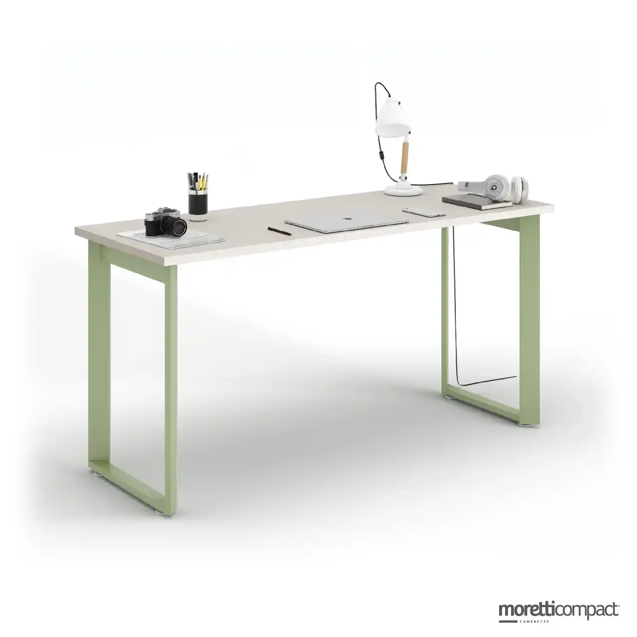 Scrivania con supporti Form Moretti Compact e piano in laminato quarzo