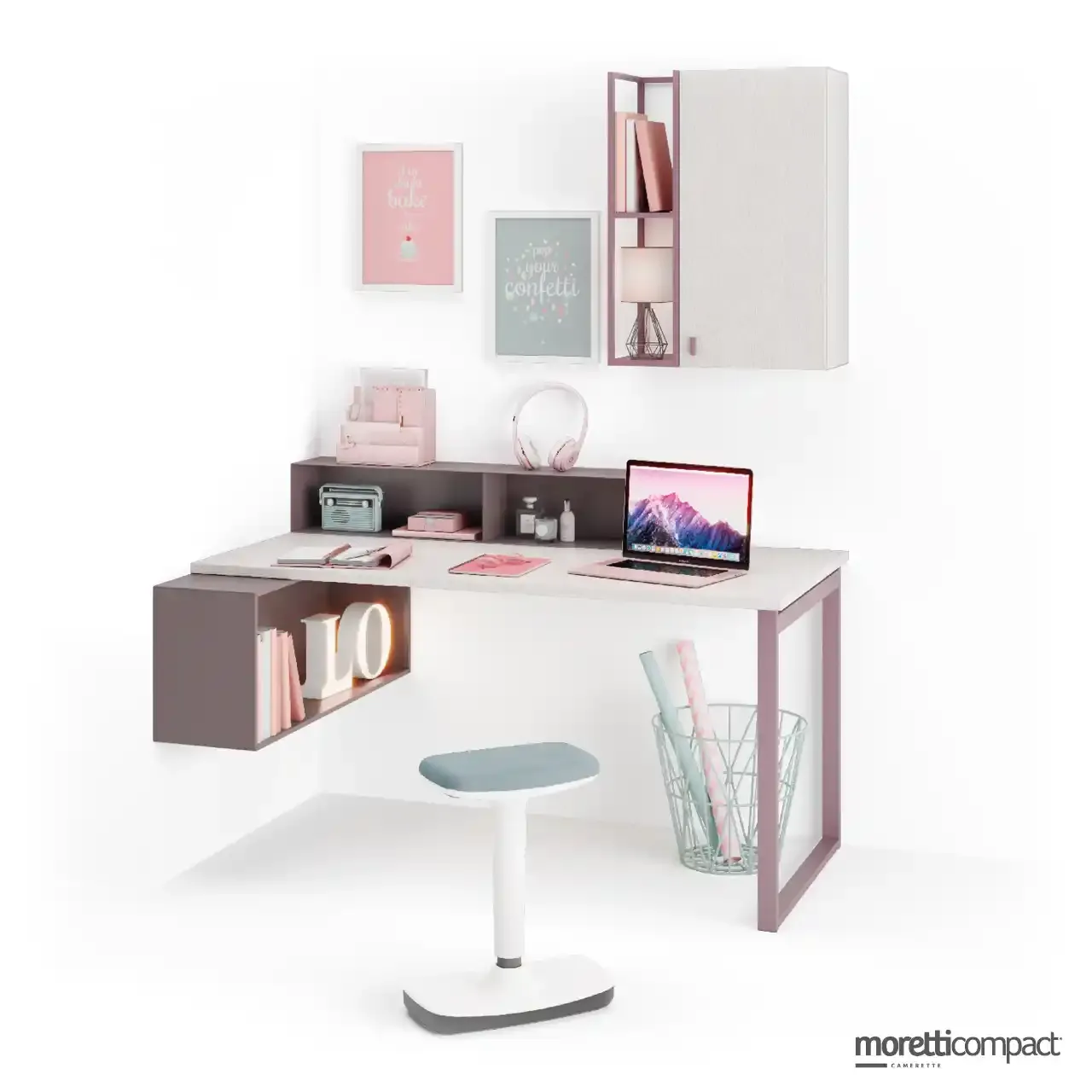 Zona studio Moretti Compact con scrivania su supporto Fix e Wallbox