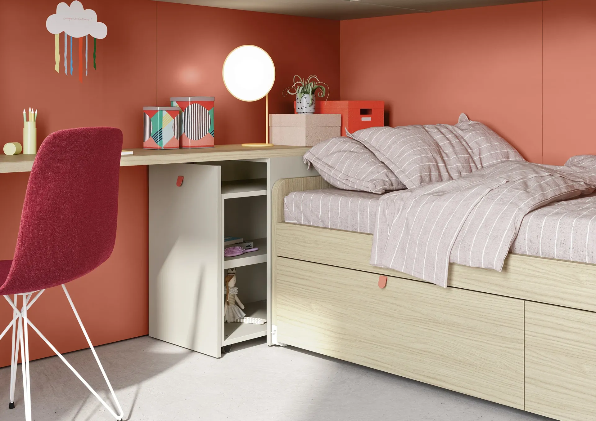 Letto Ergo Nidi con cassettoni sotto e scrivania in una stanza color terracotta