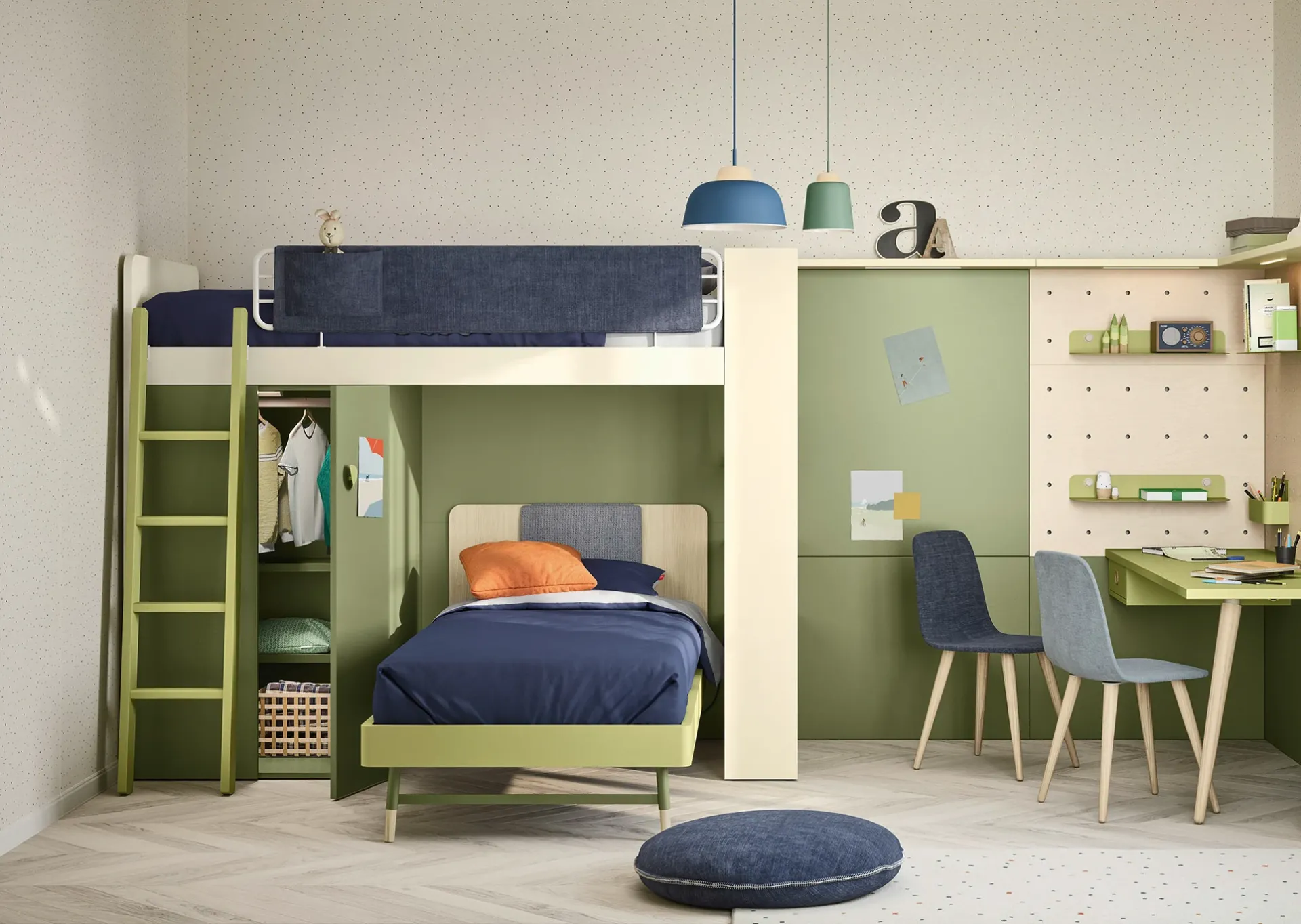 Letto alto Ergo Nidi con scaletta verde e letto singolo sotto in stanza verde salvia
