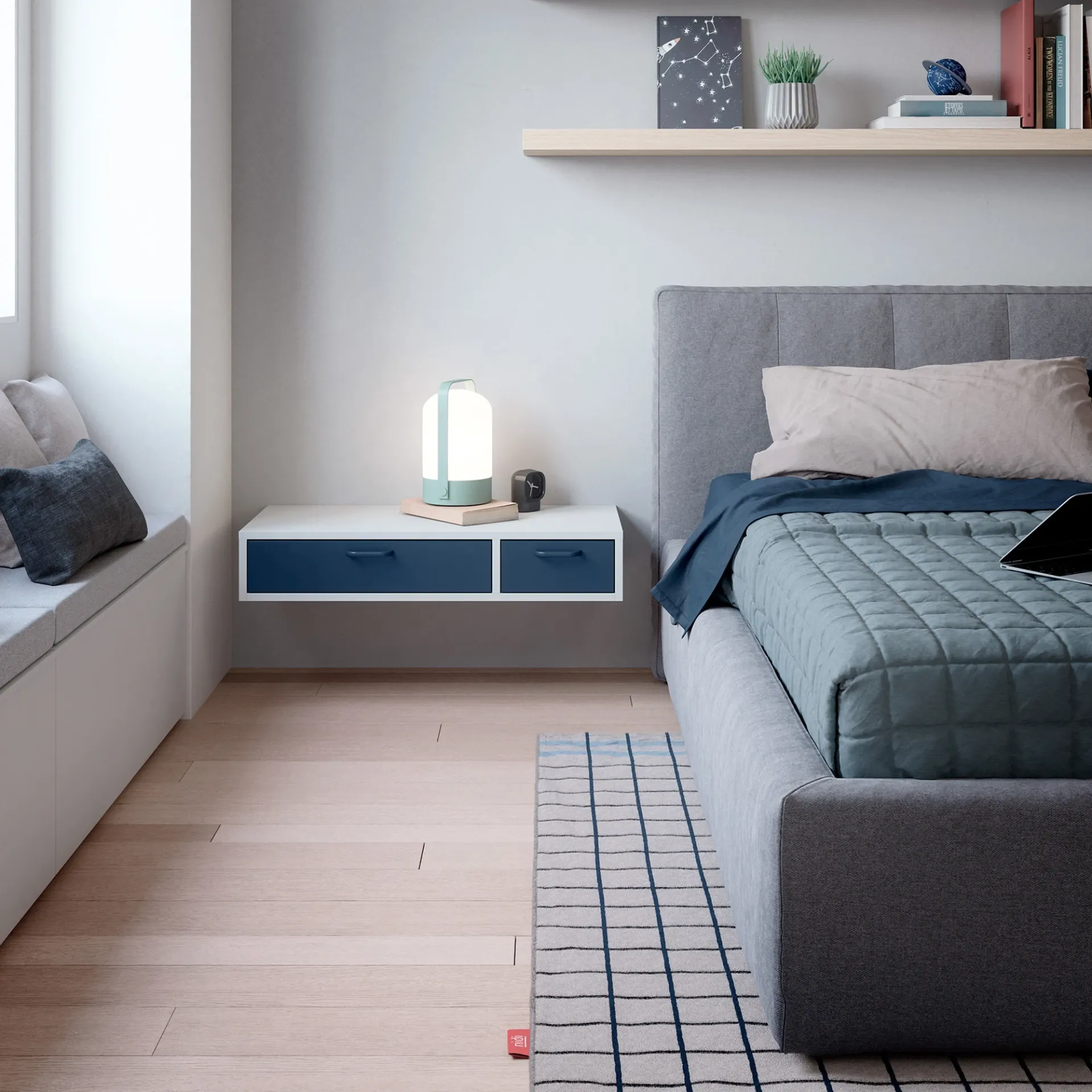 Comodino sospeso Luce Nidi blu accanto al letto grigio