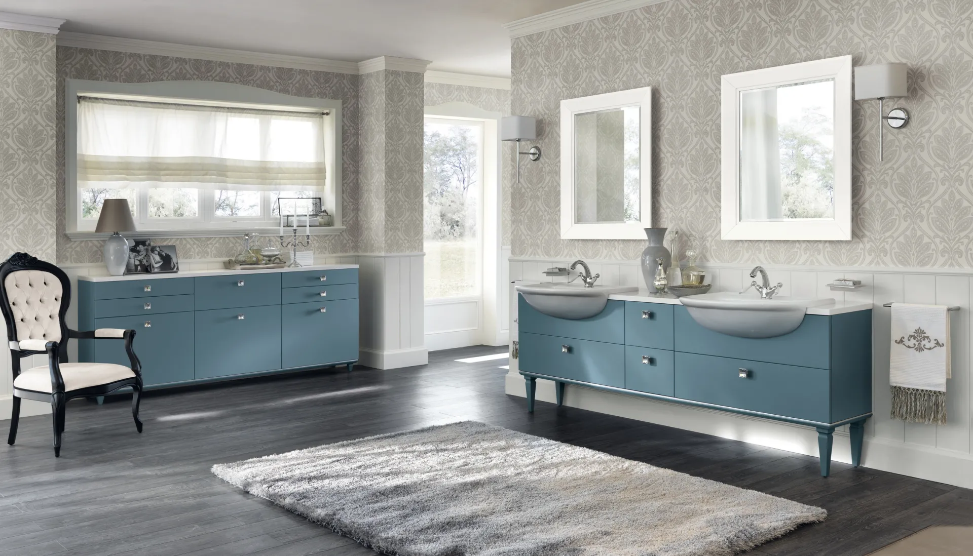 Bagno Magnifica Scavolini con basi Verde Ottanio su piedini neoclassici e due lavabi semincasso