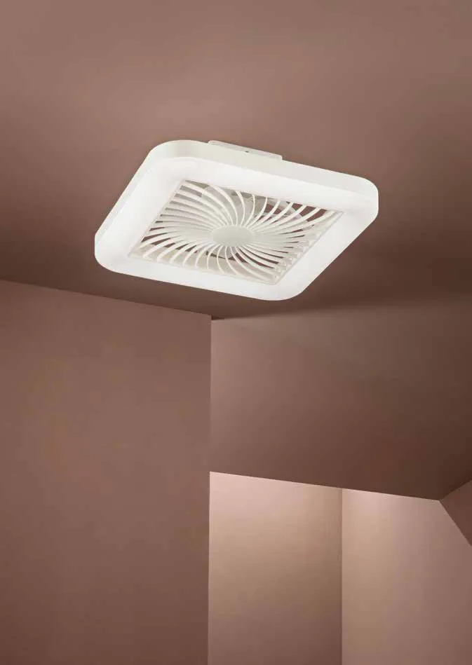 Ventilatore quadrato Merak Fan Europe su soffitto color terra