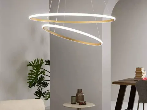 Vai alla foto 1