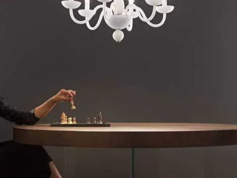 Vai alla foto 1