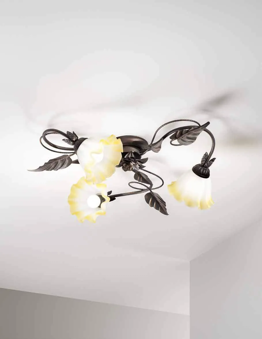 Plafoniera Tristano Fan Europe con diffusori a fiore