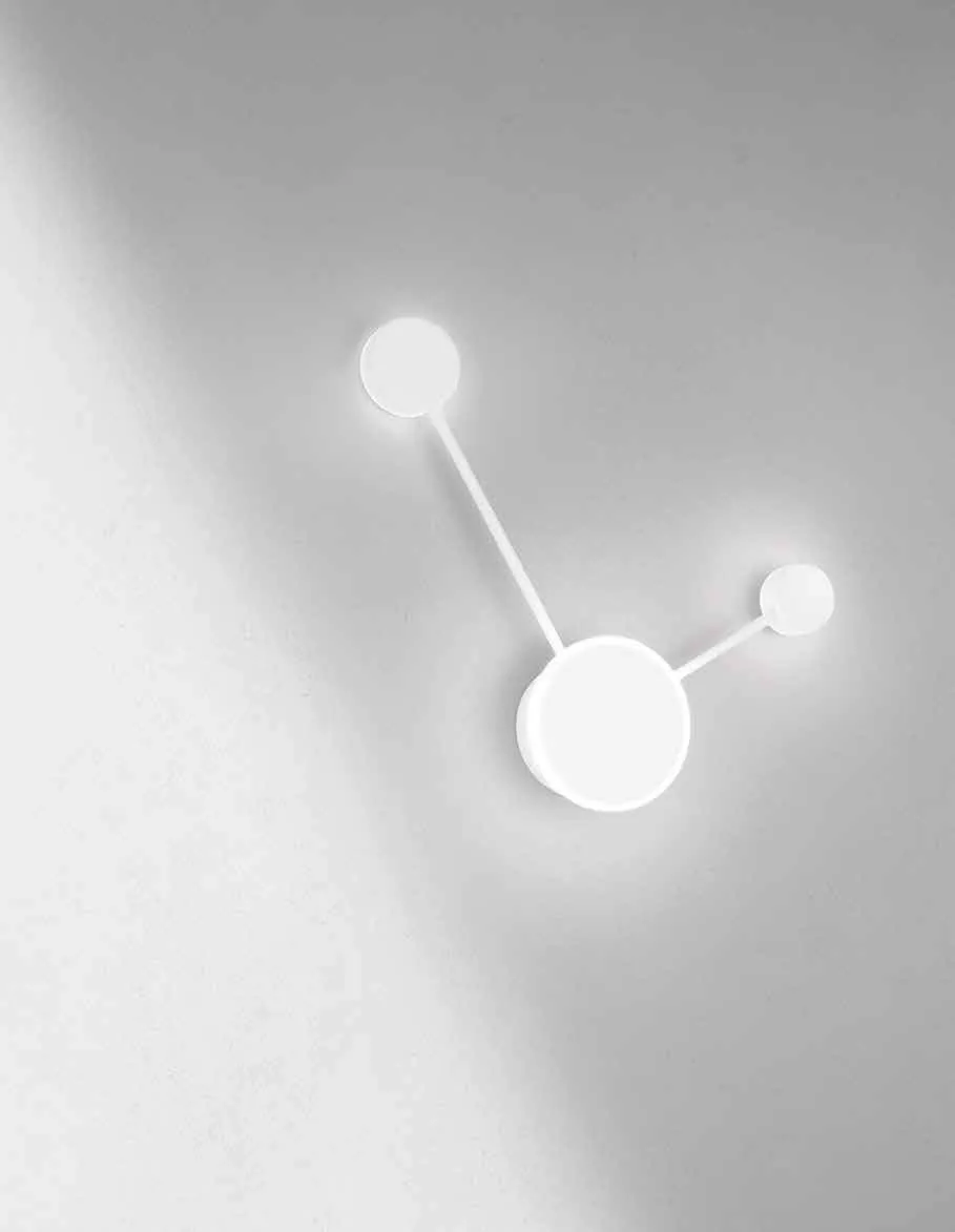 Applique Etere Fan Europe bianca a tre sfere