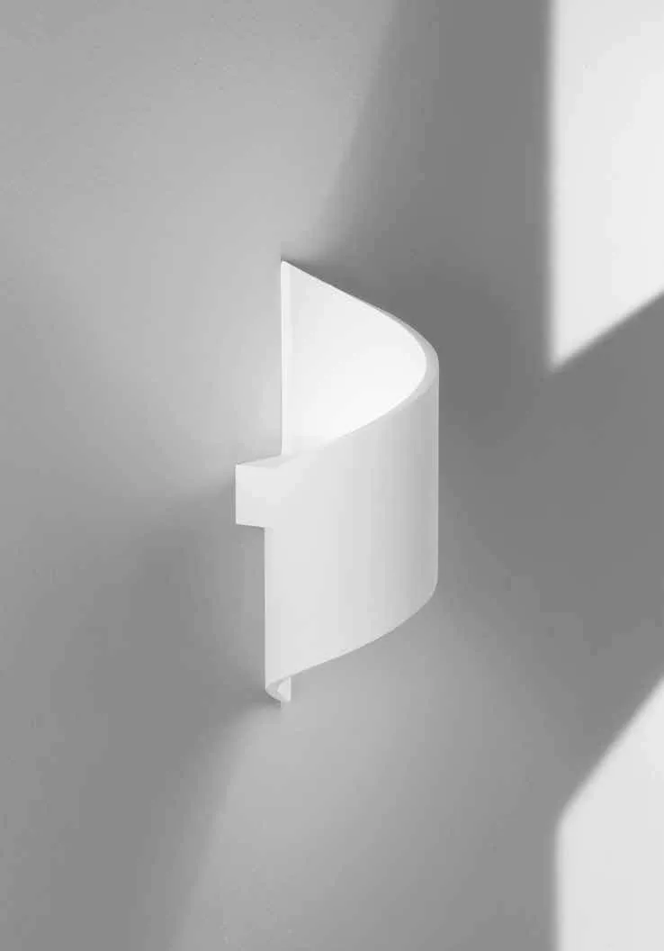 Applique Spiral Fan Europe in gesso bianco a spirale