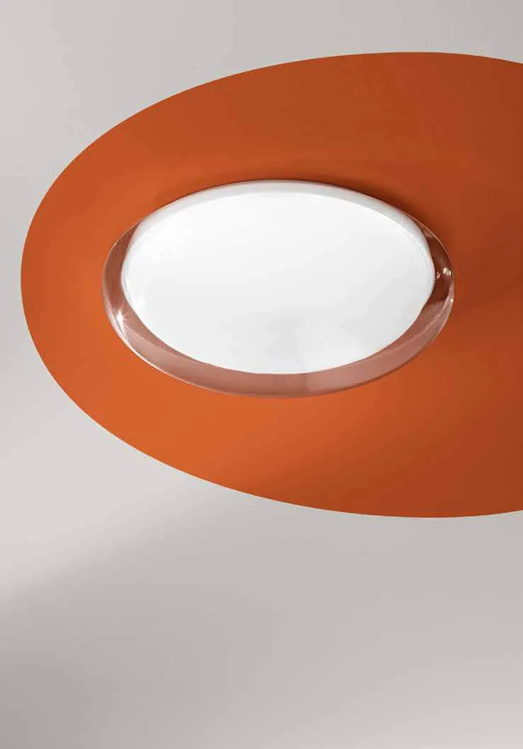 Plafoniera Venere Fan Europe sopra un cerchio arancione sul soffitto