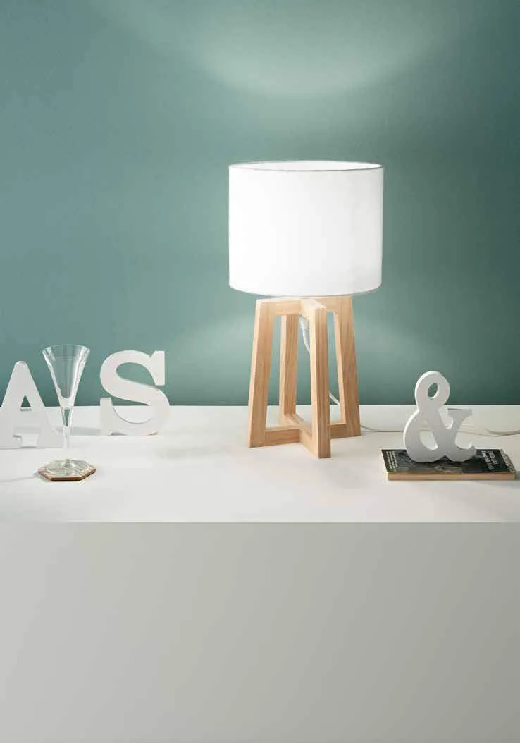 Lume Berry Fan Europe in legno chiaro con paralume bianco