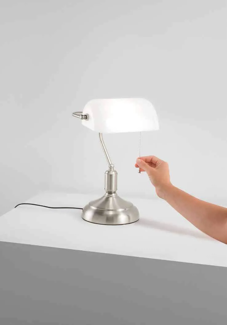 Lampada da scrivania Marshall Fan Europe in nichel con vetro bianco