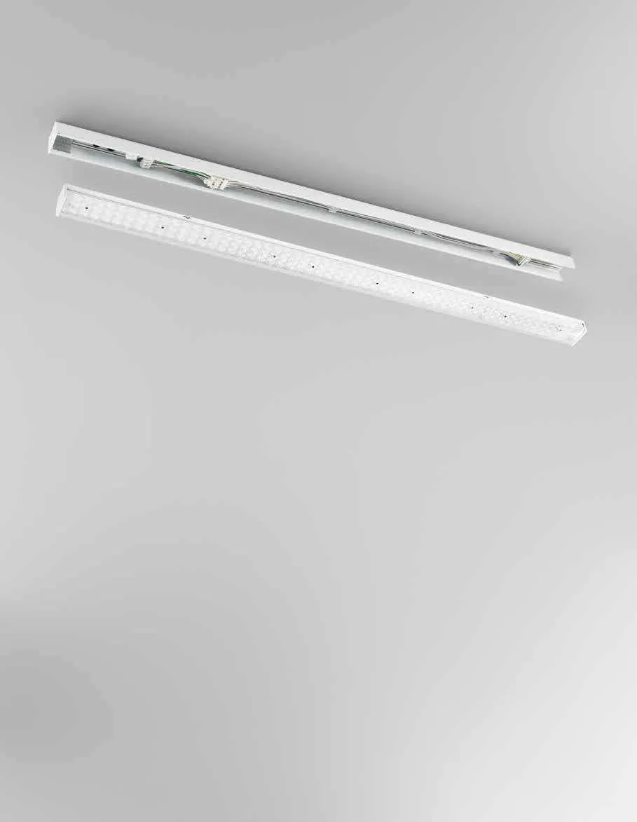 Binario Busbar Fan Europe bianco con lampada lineare agganciata