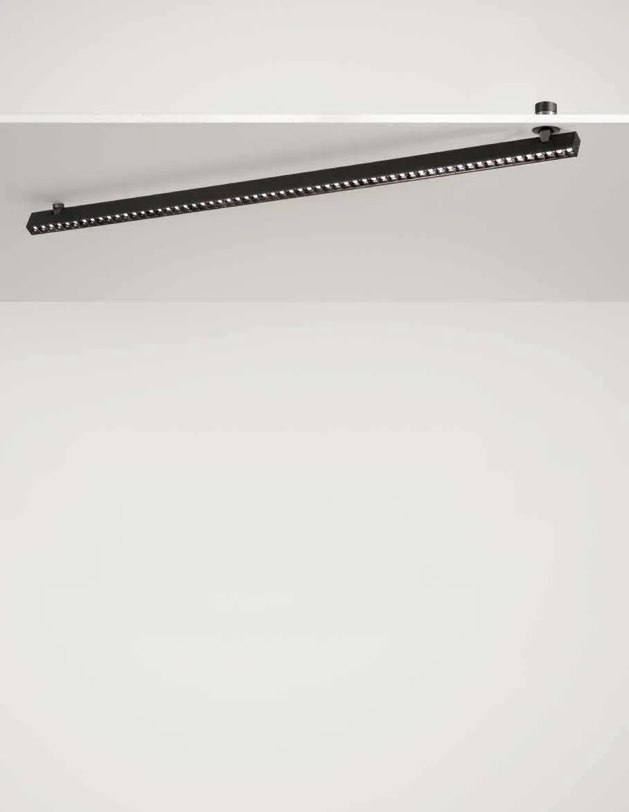 Shift Linear Fan Europe nera da 108 cm con ottiche a celle a soffitto