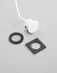 Mini faretto Dama Fan Europe con ghiere nere rotonda e quadrata