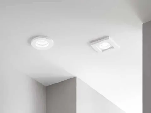 Vai alla foto 1