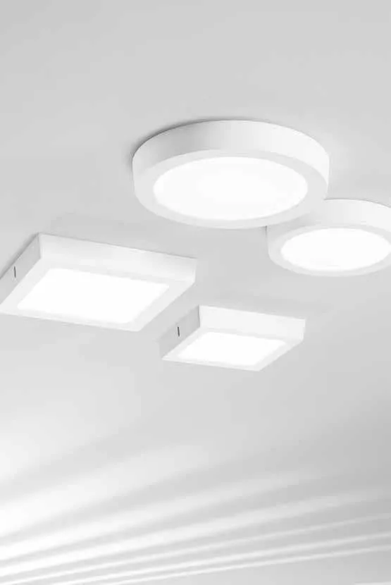 Plafoniere LED Penny Fan Europe tonde e quadrate di misure diverse a soffitto