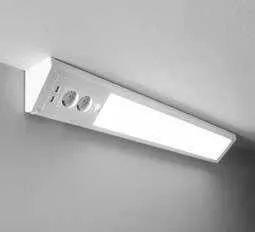 Barra LED angolare Habilis Fan Europe con prese e porte USB