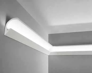Profilo in gesso Profy Gimel Fan Europe acceso sotto il soffitto