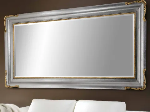 Vai alla foto 1