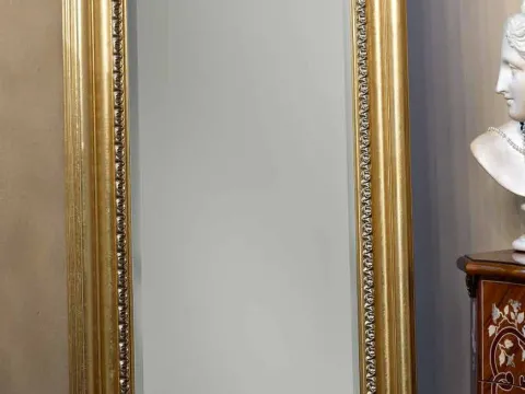 Vai alla foto 1