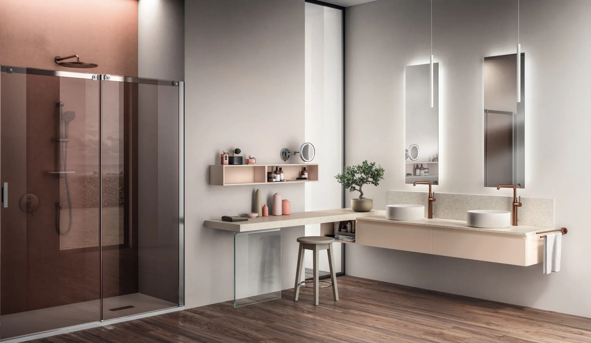 Bagno Tratto Scavolini in laccato opaco Cipria con piano lungo, specchi verticali e lavabi in appoggio