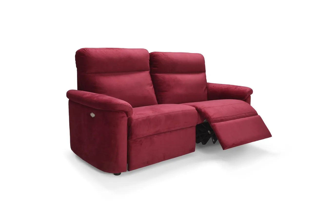 Divano Ida Max Sofà rosso con una seduta relax distesa, vista di tre quarti