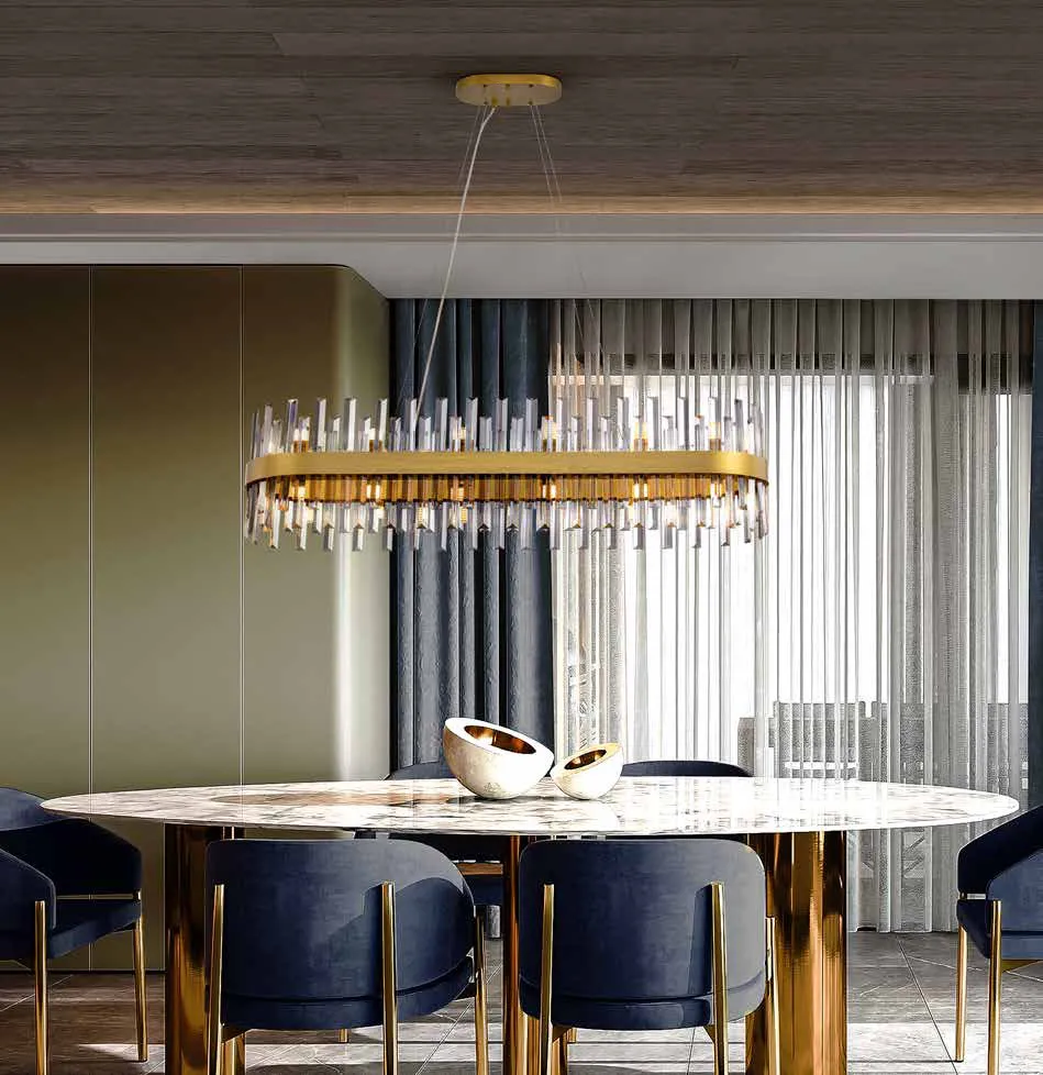 Lampadario ovale Grace Schuller sopra un tavolo da pranzo in marmo
