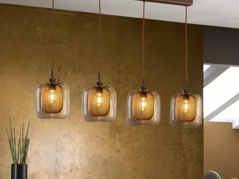 Vai alla foto 1