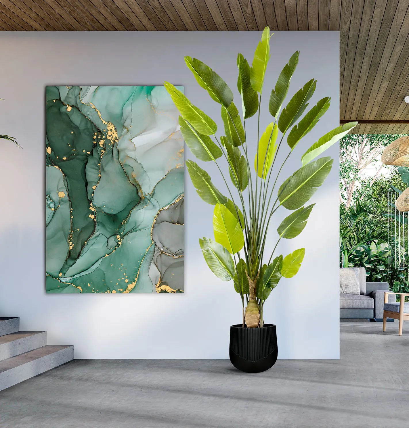 Strelitzia artificiale Schuller accanto a un quadro verde acqua
