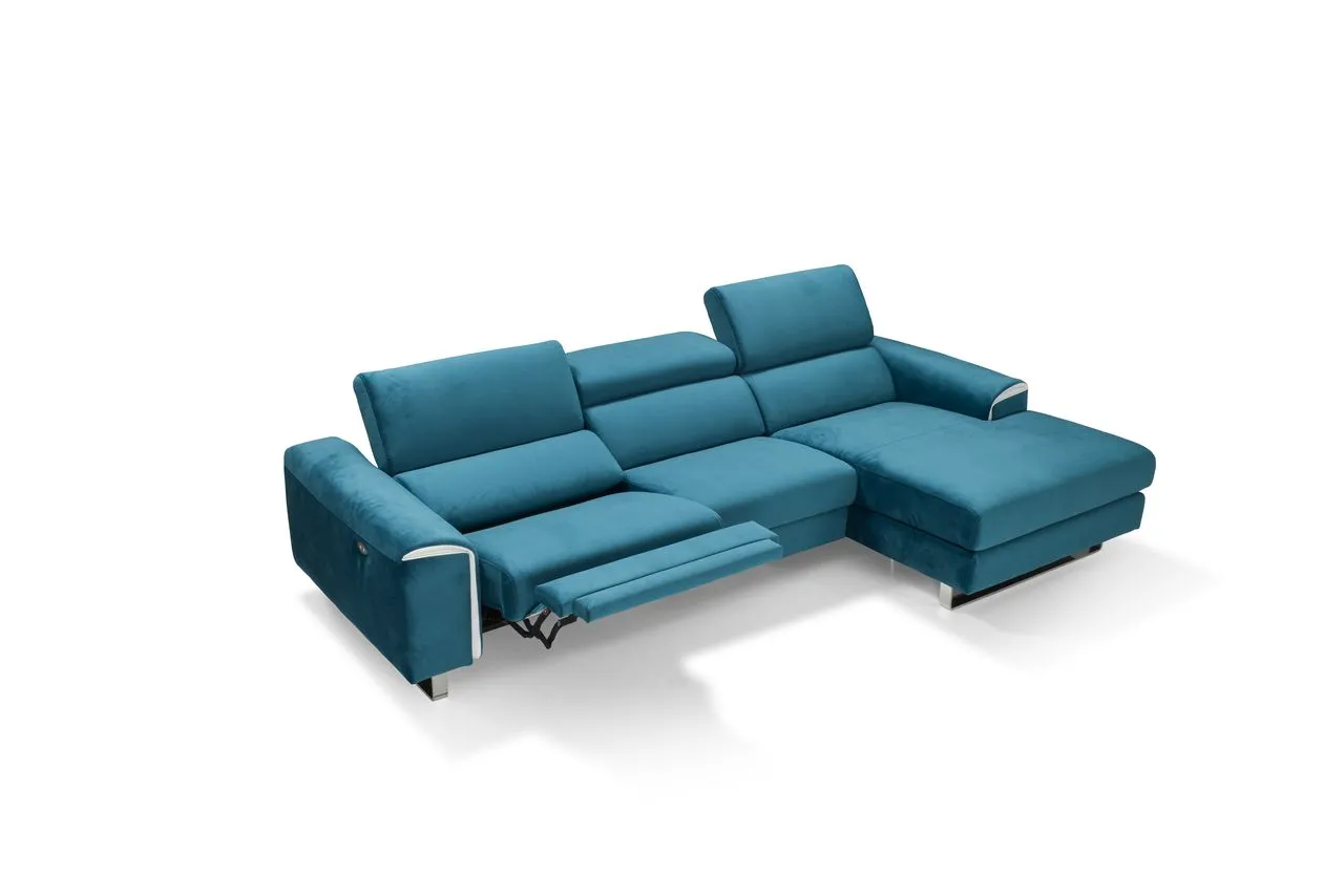 Divano Cristian Max Sofà con seduta relax distesa e chaise longue, vista di tre quarti