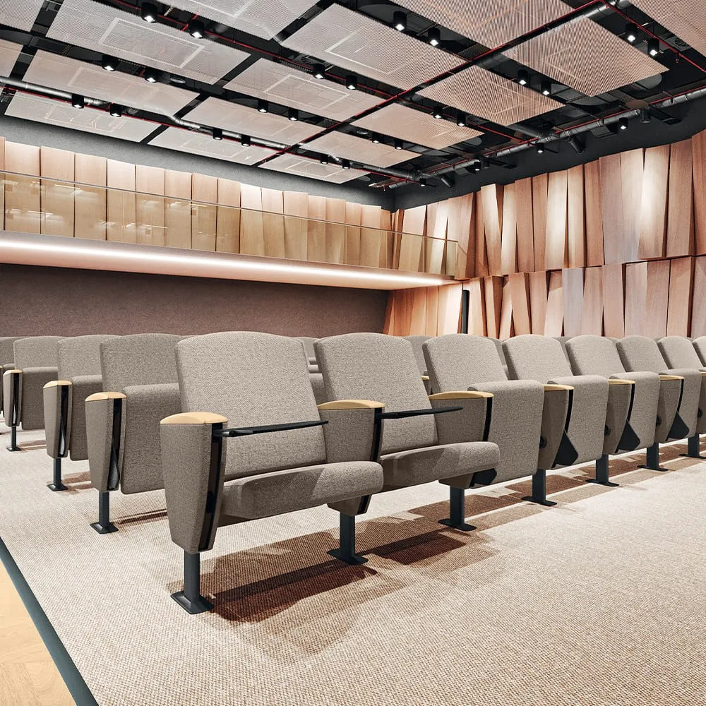 Sala con poltrone da teatro Aura 100 Compir grigio tortora su gambe in metallo
