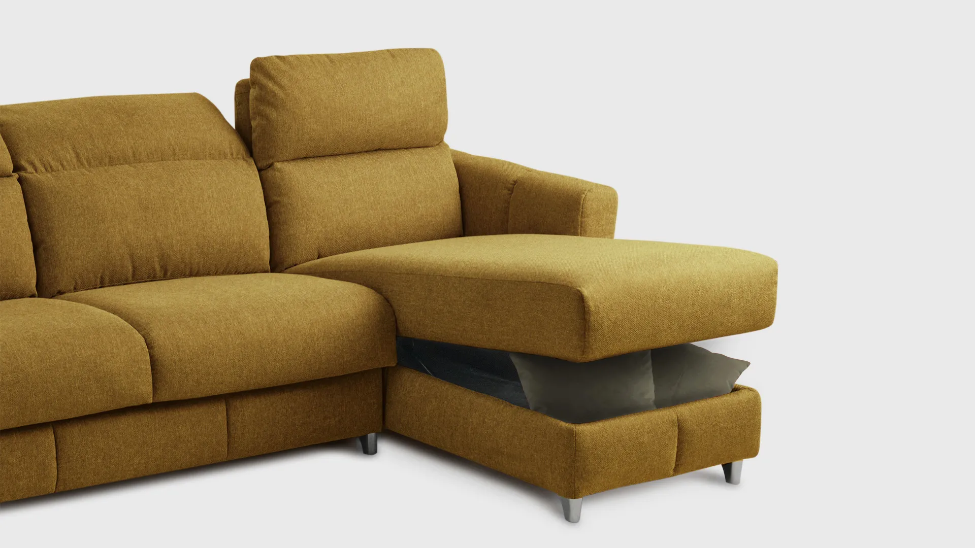 Chaise longue del divano letto Daphne Aerre Divani con il vano contenitore aperto